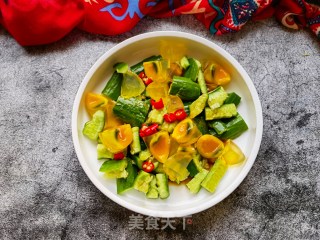 荷兰黄瓜拌变蛋的做法步骤：6