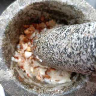 “嗦粉”蒜香煎蛋绿豆粉的做法步骤：9