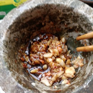 “嗦粉”蒜香煎蛋绿豆粉的做法步骤：12