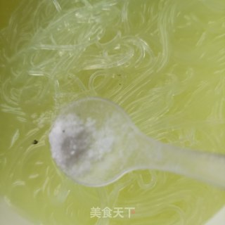 “嗦粉”蒜香煎蛋绿豆粉的做法步骤：18