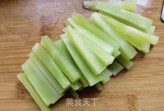 糯玉米莴笋炖排骨的做法步骤：3