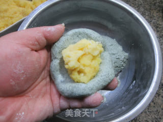 奶黄馅青团的做法步骤：6