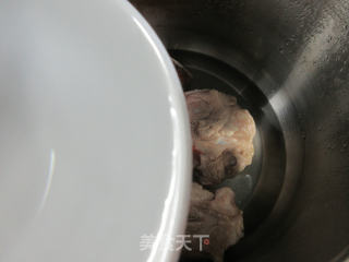 筒骨烧毛笋头的做法步骤：5
