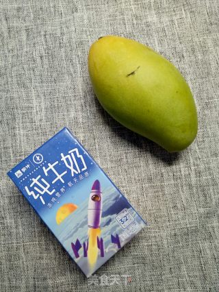 芒果牛奶。的做法步骤：1