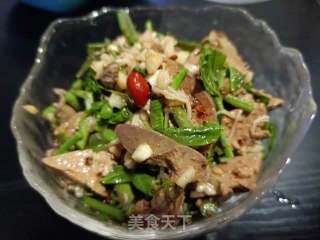 香椿针菇拌鸡肝的做法步骤：15