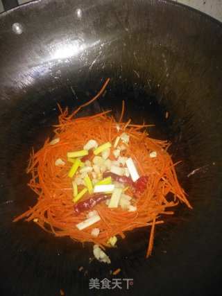 炒豆芽的做法步骤：5