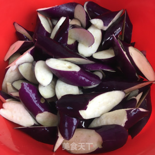肉末烧茄子的做法步骤：2