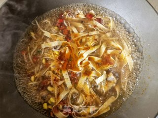 排骨汤土豆粉的做法步骤：7