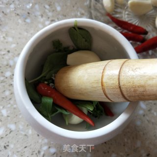 蒜香金不换蘸酱的做法步骤：4