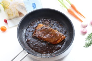 照烧比目鱼，身体需要的优质蛋白的做法步骤：7