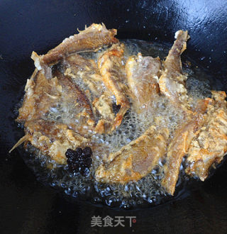 小葱焖小黄鱼的做法步骤：3