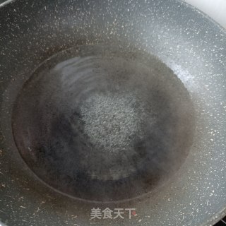 腊猪舌炒甜豆的做法步骤：3