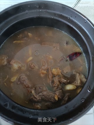 驴肉粉丝煲的做法步骤：8