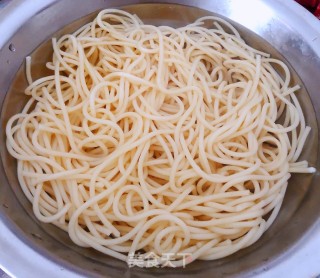 黑椒牛肉意面的做法步骤：4