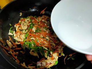 鱼香鸡丝的做法步骤：13