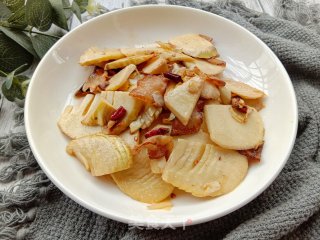 腊肉炒春笋的做法步骤：9