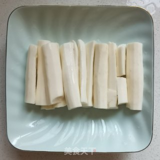 糖醋铁棍山药的做法步骤：1
