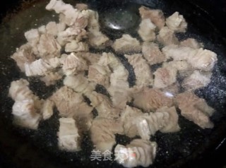 西红柿土豆青菜炖牛肉的做法步骤：4