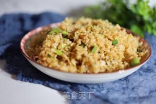 叉烧大蒜苗炒饭的做法步骤：6