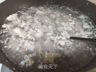 鸡肉烧白菜梗的做法步骤：2