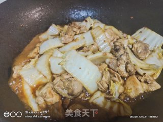 鸡肉烧白菜梗的做法步骤：6