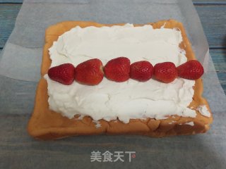 草莓奶油蛋糕的做法步骤：12