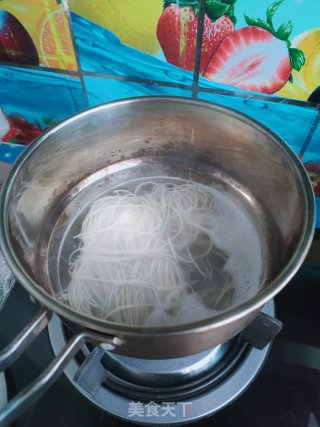 油菜鸡蛋面的做法步骤：9