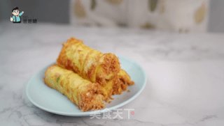 简单好吃的快手早餐吐司肉松卷的做法步骤：7