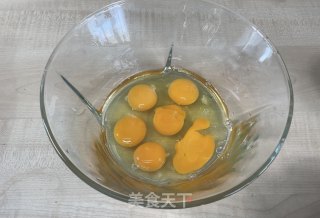 海参鸡蛋饼的做法步骤：2