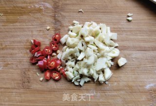 蒜蓉鸡蛋汤米粉的做法步骤：3
