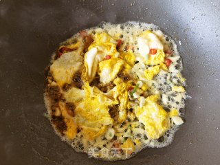 蒜蓉鸡蛋汤米粉的做法步骤：8