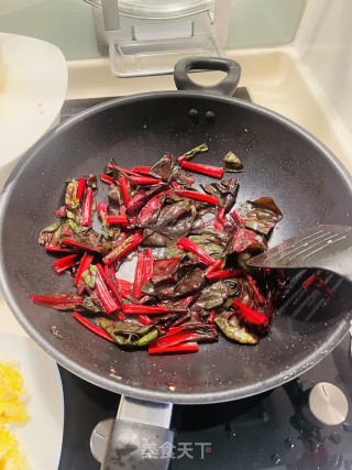 红菠菜炒鸡蛋的做法步骤：6