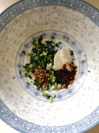 肉末酸辣米粉的做法步骤：5