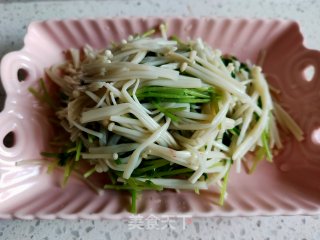 黑豆苗拌金针菇的做法步骤：9