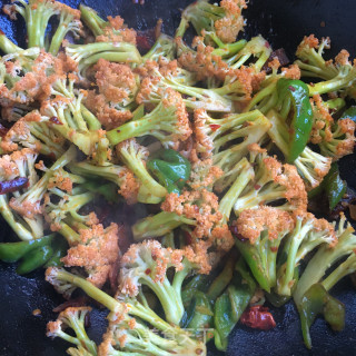 腊肉炒菜花的做法步骤：8