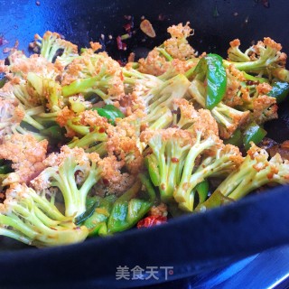 腊肉炒菜花的做法步骤：9