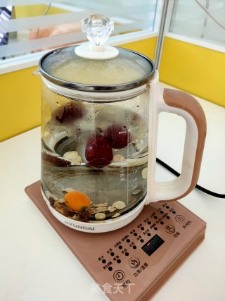 红枣桂圆西洋参茶的做法步骤：3