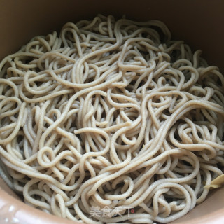 松茸时蔬饸饹的做法步骤：9