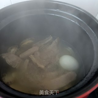鲍鱼肉汤空心面的做法步骤：13