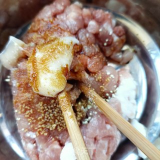 烤手抓饼版馅饼的做法步骤：1