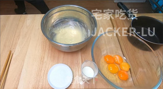 日式棉花瑞士卷，口感绵软细腻，春游试试做一个，让你味蕾绽放。的做法步骤：5