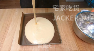 日式棉花瑞士卷，口感绵软细腻，春游试试做一个，让你味蕾绽放。的做法步骤：16