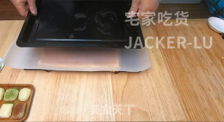 日式棉花瑞士卷，口感绵软细腻，春游试试做一个，让你味蕾绽放。的做法步骤：23