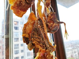 腊鸭炖土豆的做法步骤：1