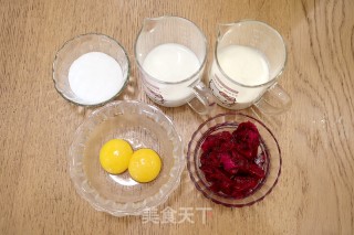 火龙果冰淇淋的做法步骤：1