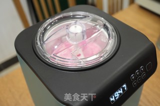 火龙果冰淇淋的做法步骤：7