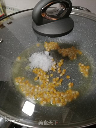 自制崩爆米花的做法步骤：3