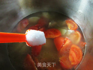 番茄土豆仔排汤的做法步骤：8