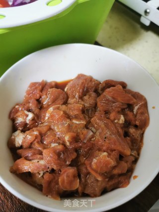 小炒牛肉的做法步骤：1