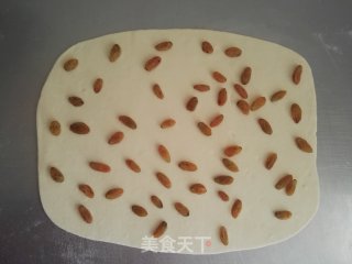 椰香果干花卷的做法步骤：7